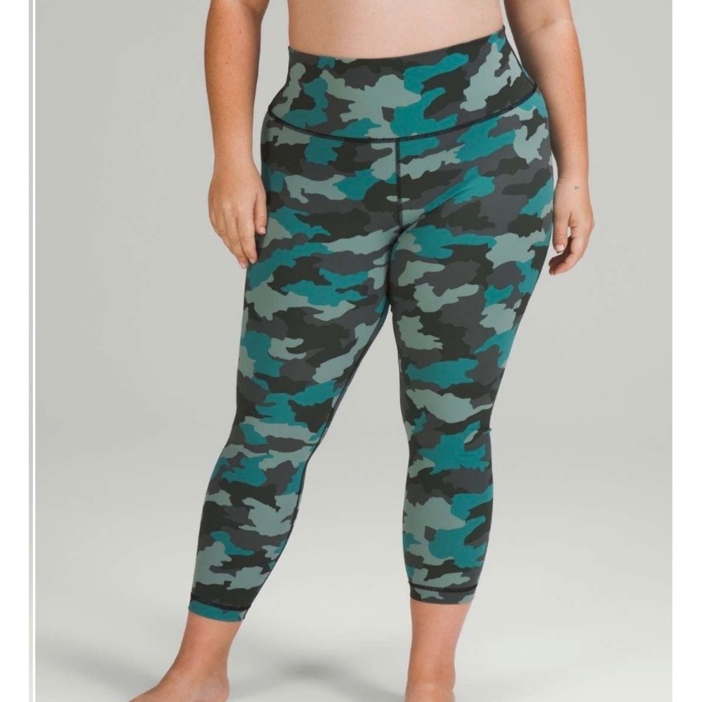 Lululemon Wunder Under High-Rise Tight 25" Camo Size 20 Crop Heritage Teal